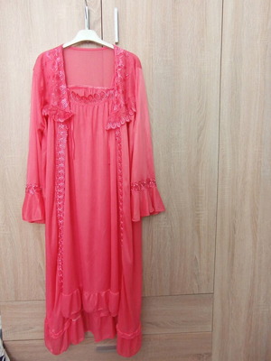 Σετ ρόμπα με νυχτικό μεταχειρισμένο, μέγεθος Μ, ροζ
