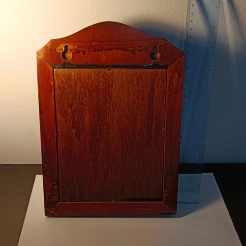 Wall clock used with key holder