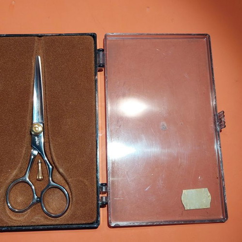 Japan hairdressing scissors new, 5.5 or 14 cm, inox steel