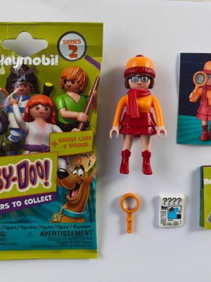 Playmobil Scooby-Doo Series 2 Velma Dinkley figure new