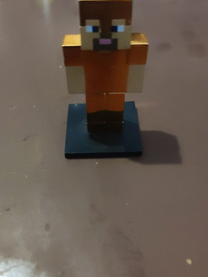 Minecraft Toppeez figures used, Golden Armor Steve rare