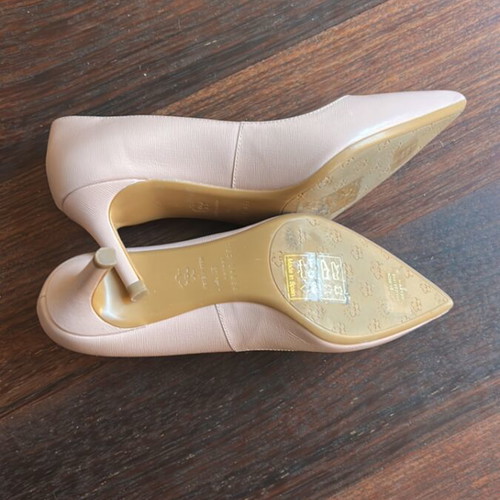 Ted Baker pink leather pumps size 37 new