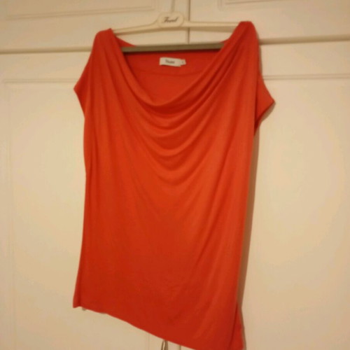 Toi and Moi fuchsia blouse like new