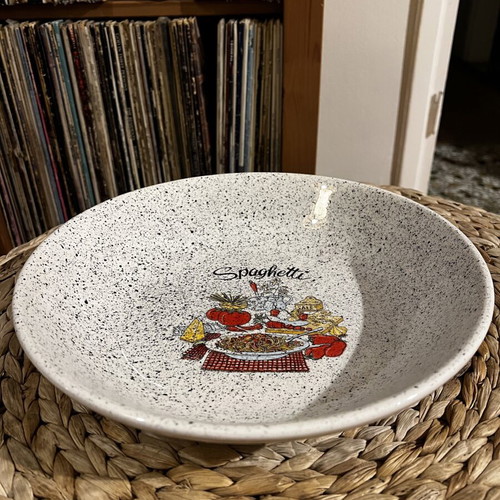 Pasta dish set new, 10 deep plates and 2 platters