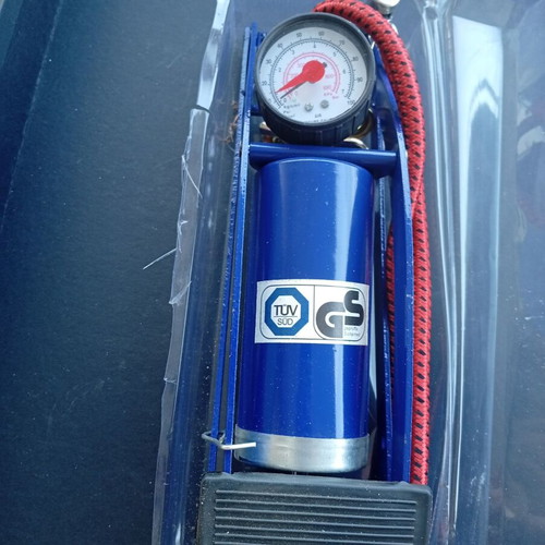 Foot-operated air pump with manometer like new