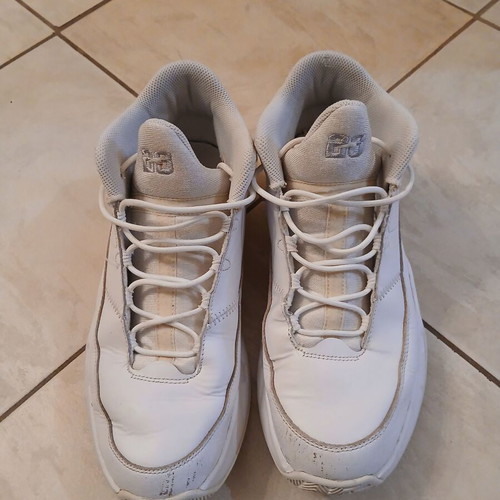 Jordan athletic shoes size 45 used, white
