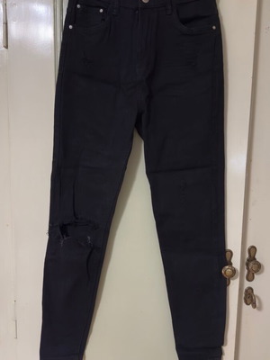 Bershka skinny denim pants used, black, with rip