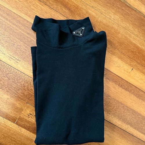 Prada black turtleneck like new