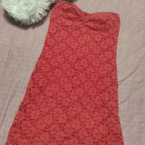 Coral lace strapless dress like new