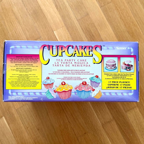 Vintage Cupcakes Tea Party Cake playset like new