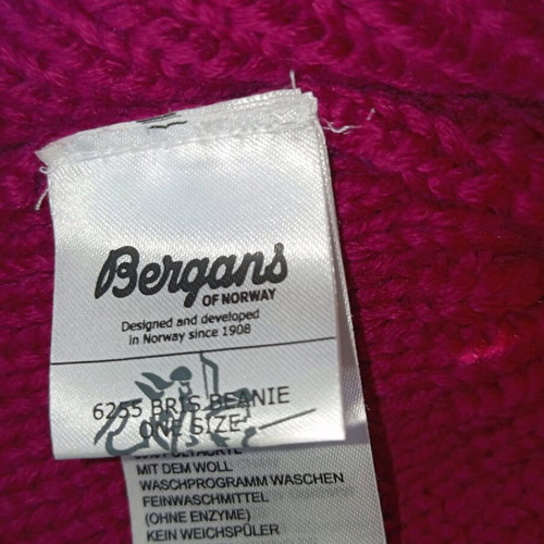 Bergans of Norway wool hat like new