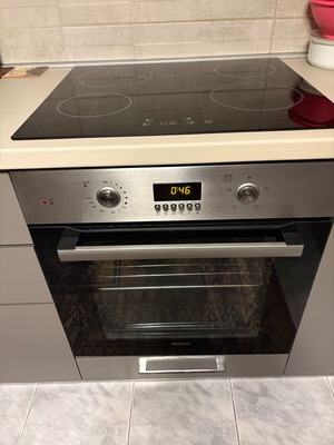 Φούρνος και κεραμικές εστίες Multihome σαν καινούργιο