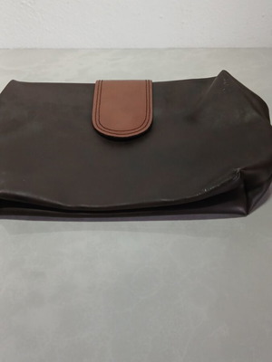 Handbag used, brown color