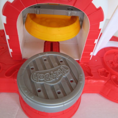 Play-Doh Pizza Oven used, main device