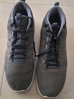 Adidas Cloudfoam αντρικά αθλητικά μεταχειρισμένα, γκρι σουέντ, μέγεθος 46.5