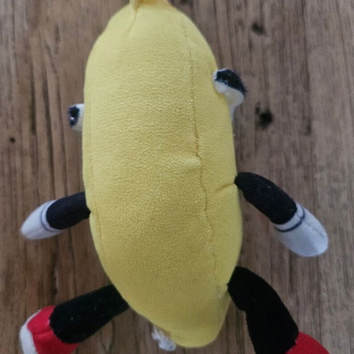 Banana keychain like new
