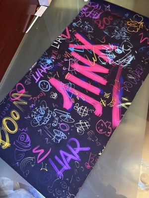 League of Legends Jinx mousepad σαν καινούργιο, neon gaming σχεδιασμός