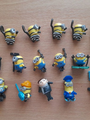 Set of 16 Minions and Gru figures, Kinder Surprise and Happy Meal collection