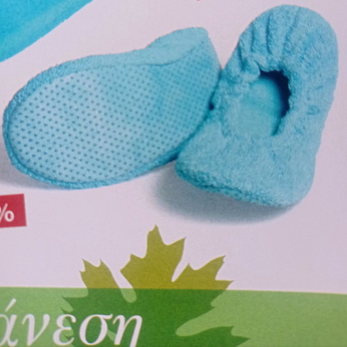 Spa towel with waterproof interior and light blue pouch new