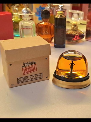 Jean Paul Gaultier Fragile 7ml винтидж миниатюра нова за жени