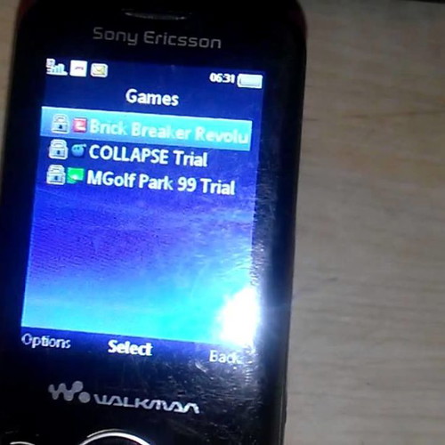 Sony Ericsson Walkman W100i μεταχειρισμένο, πλήρως λειτουργικό χωρίς φορτιστή