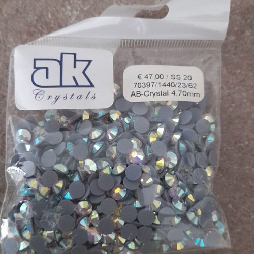 AkCrystals Strass for Clothes SS20 4.70mm like new
