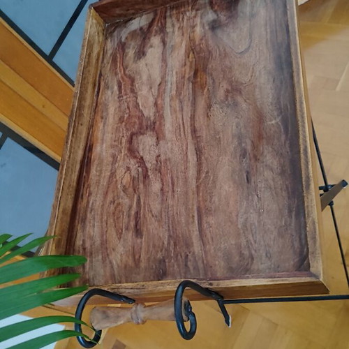 Small tray with stand like new