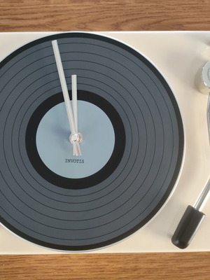 Invotus Octopus Record Player Turntable Wall Clock Analog brand new