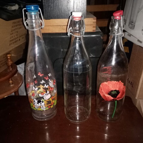 Borgonovo glass bottle with clip, 1 litre, Italy