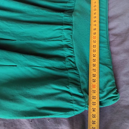 Lynne green wide crop pants like new, viscose fabric, sizes XS-S