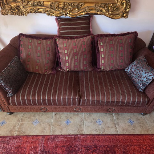 Set of two sofas 2-seater and 3-seater, burgundy color, like new