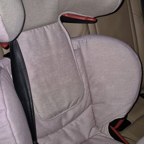 Maxi Cosi car seat 15-36kg like new with Isofix and seatbelt support