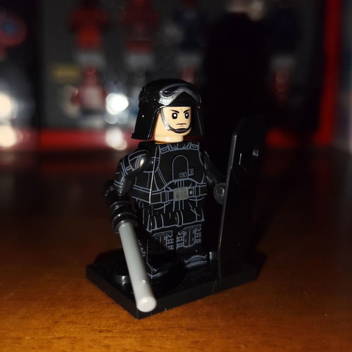Imperial Security Trooper Lego minifigure with accessories