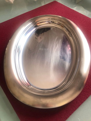 Oval serving platter used with glossy and matte finish