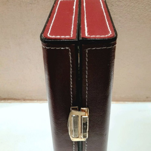 Vintage luxury shaving set like new with leather case