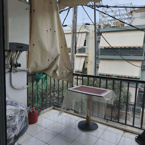 Apartment in Keratsini, 83 m², 2 bedrooms, balcony