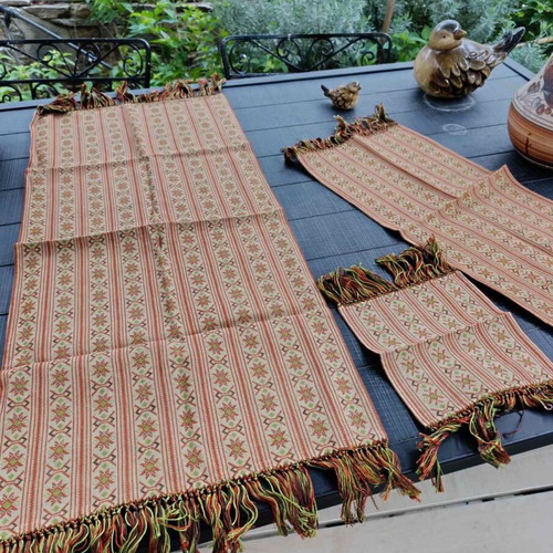 Cross-stitch table linens set like new