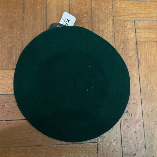 English green commando beret wool with tag, new