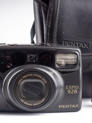 Pentax 928 35mm film camera used, compact autofocus point-and-shoot