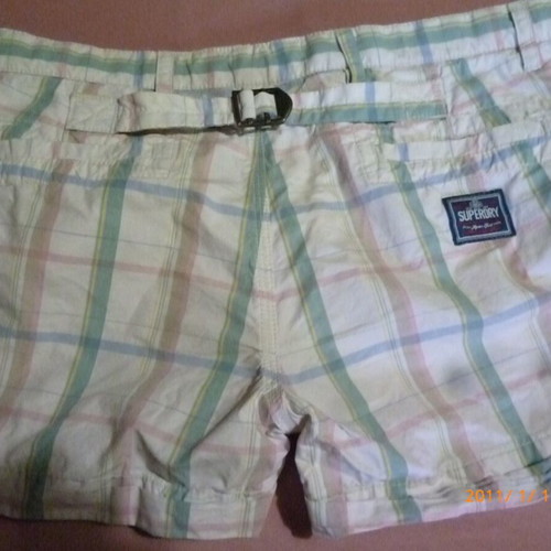 Superdry women's shorts like new, size M, multicolor