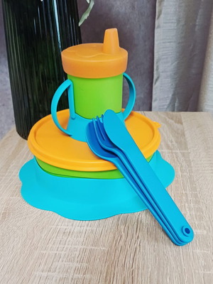 Tupperware kids set with plate, cup and cutlery, new