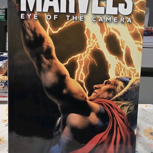 Marvels Eye of the Camera like new