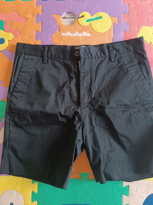 H&M No 31 Regular Fit Men's Black Bermuda Shorts like new, size S