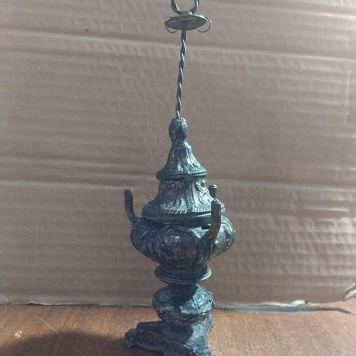 Bronze oil lamp used, 20 cm height