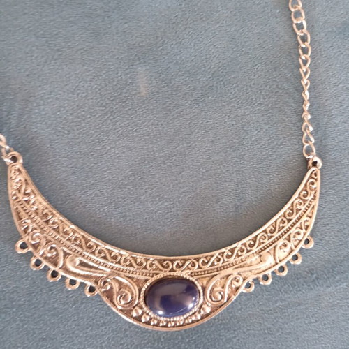 Retro steel necklace with blue stone, new