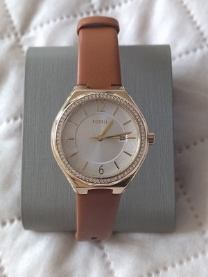 Дамски часовник Fossil BQ3957 нов, златист и сребрист