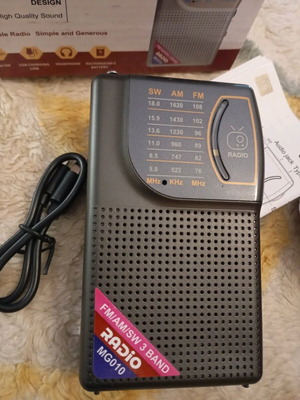 Radio new with rechargeable battery
