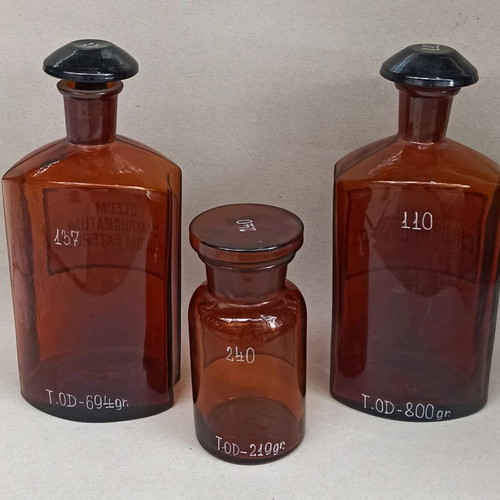 Pharmaceutical prewar bottles, pack of 3