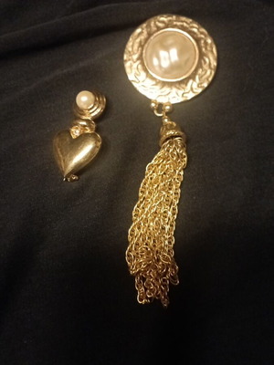 Vintage gold-tone pins new