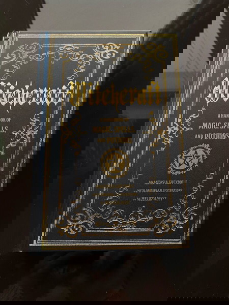 Βιβλίο Witchcraft